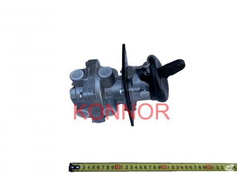 Кран тормозной главн. с рычаг 64221-3514008.